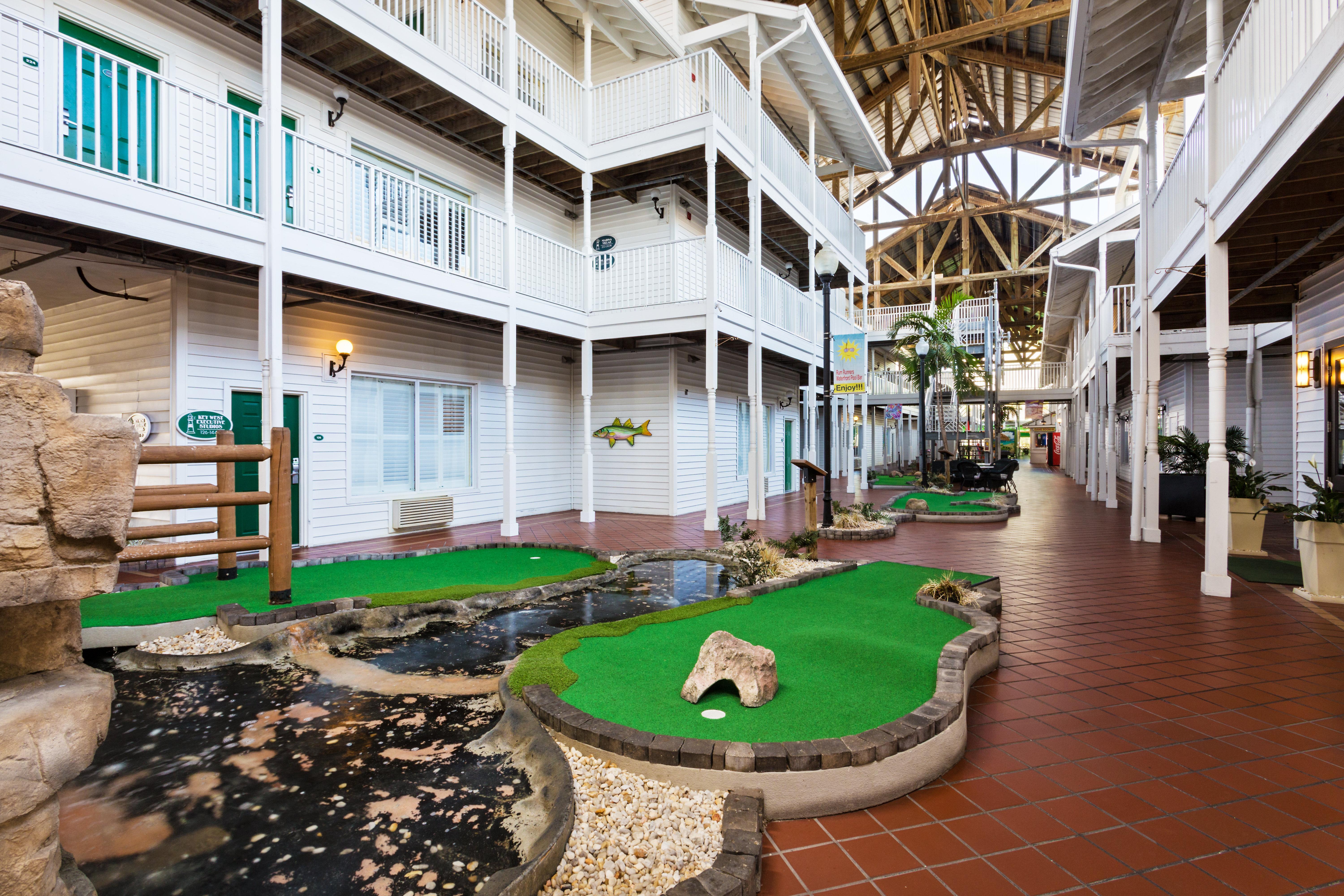 Holiday Inn & Suites Clearwater Beach S-Harbourside Exterior foto